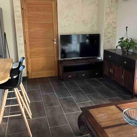 Saint-Laurent D'Aigouze : Appartement Avec Jardin Buitenkant foto